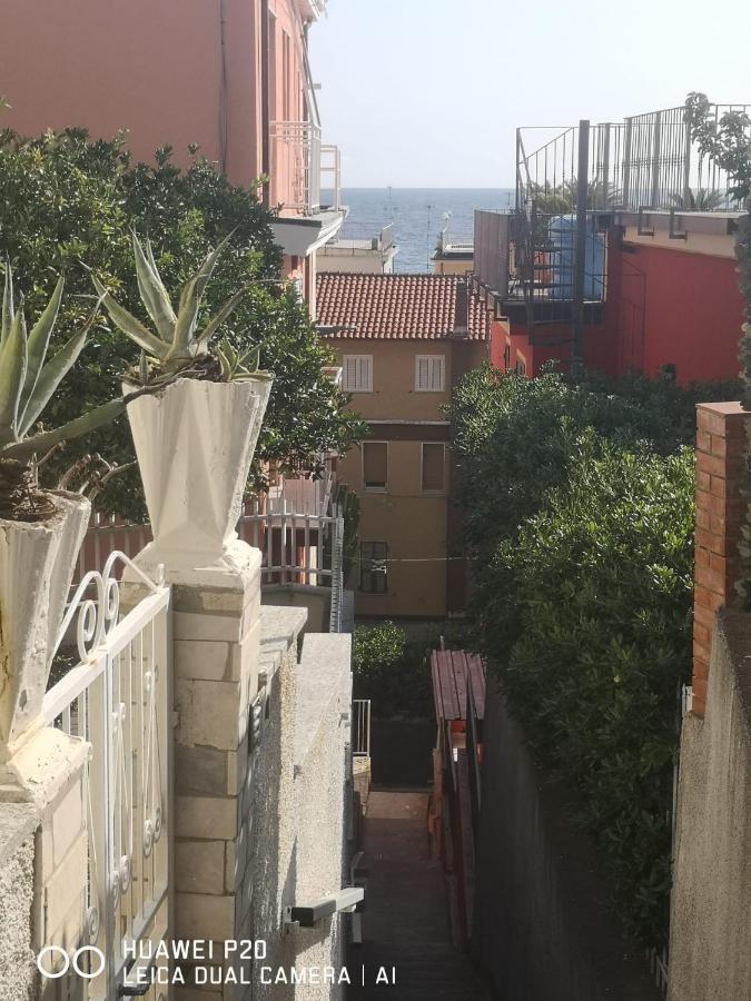 Spectacular Sea View - 3 Minutes Walk From The Sea Βίλα Laigueglia Εξωτερικό φωτογραφία