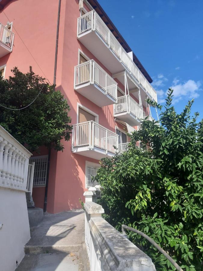 Spectacular Sea View - 3 Minutes Walk From The Sea Βίλα Laigueglia Εξωτερικό φωτογραφία