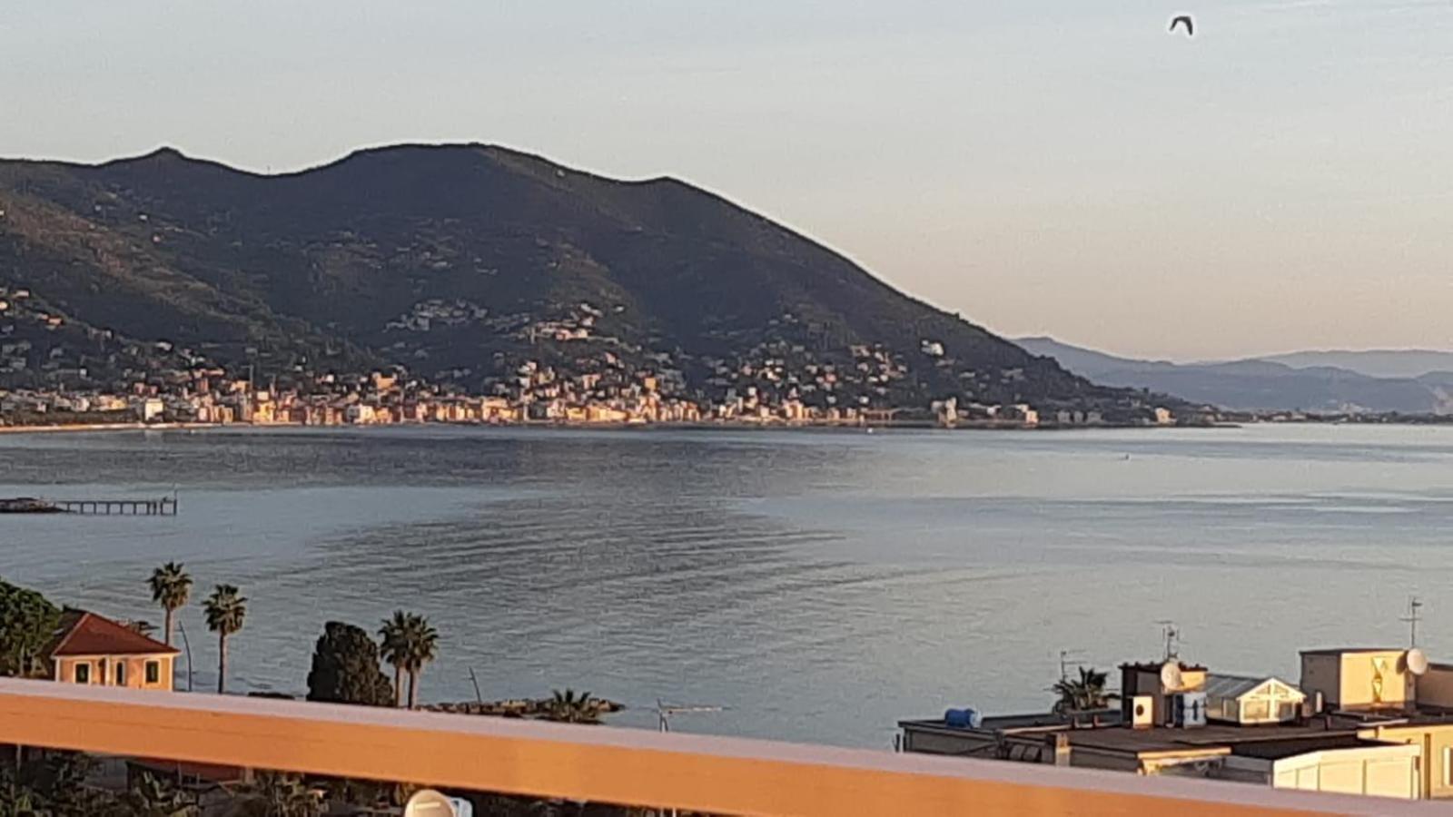 Spectacular Sea View - 3 Minutes Walk From The Sea Βίλα Laigueglia Εξωτερικό φωτογραφία