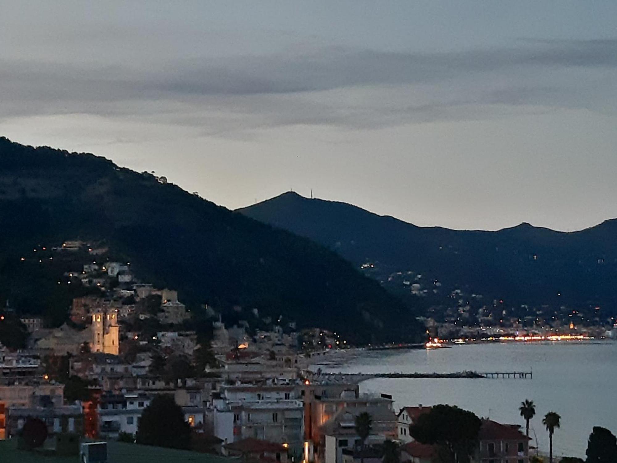 Spectacular Sea View - 3 Minutes Walk From The Sea Βίλα Laigueglia Εξωτερικό φωτογραφία