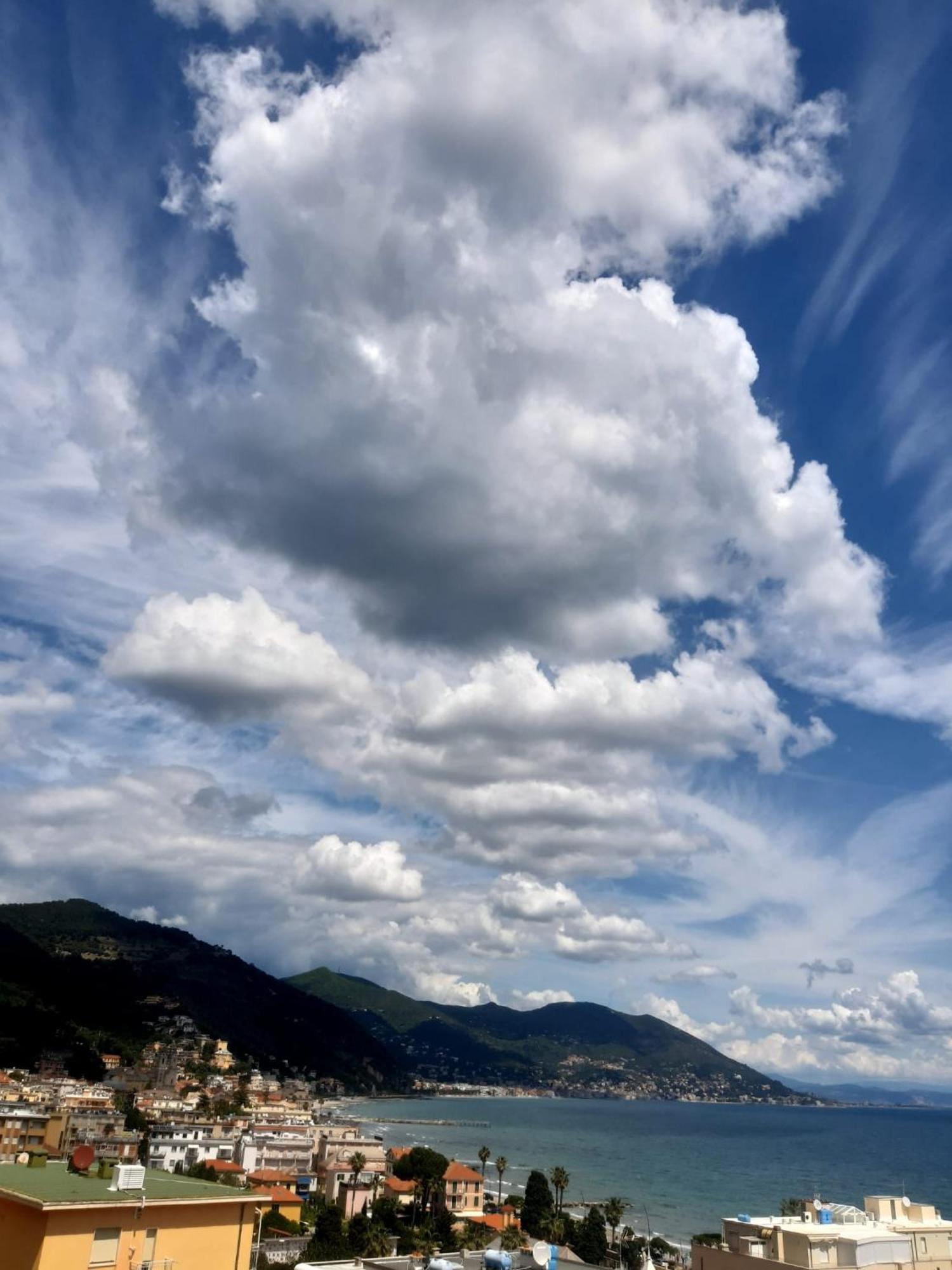 Spectacular Sea View - 3 Minutes Walk From The Sea Βίλα Laigueglia Εξωτερικό φωτογραφία